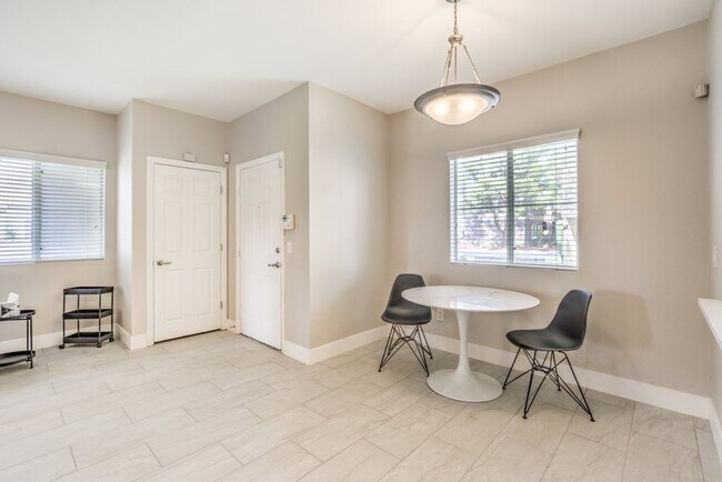 Building Photo - 5250 S Rainbow Blvd