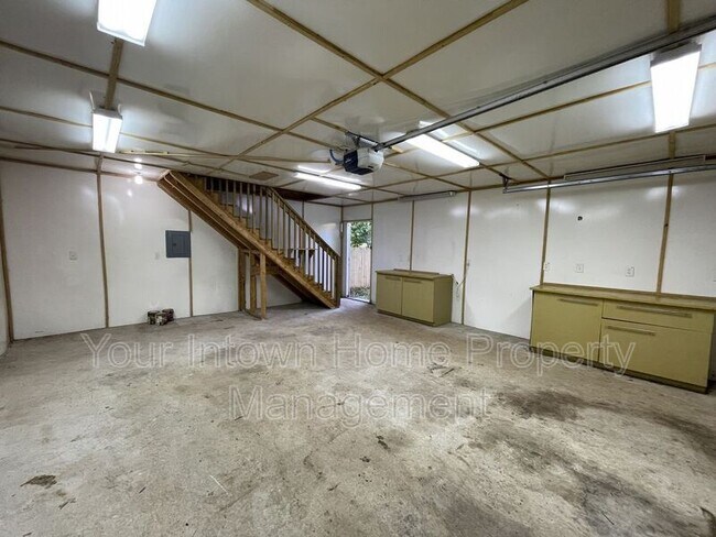 Building Photo - 2436 Hosea L Williams Dr NE