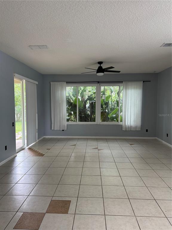 Building Photo - 1258 Snug Harbor Dr