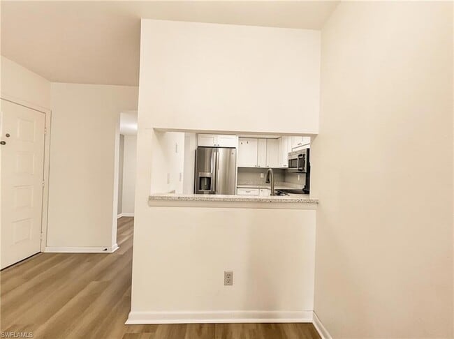 Building Photo - 1701 Courtyard Way