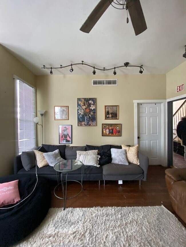 Building Photo - $4,600 | 8 Bedroom, 2 Bathroom Single Family Home | No Pets* | Available for August 1st, 2026 Mov...