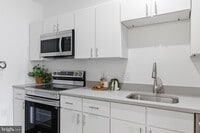 Building Photo - 915 N Broad St