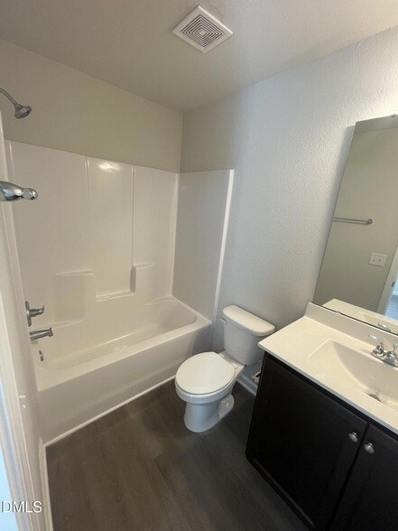 Building Photo - 2059 Wiggins Village Dr