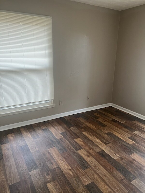 Building Photo - 2311 Bermuda Run Ct