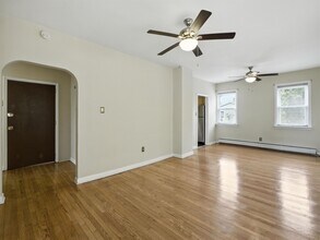 Building Photo - 32 Gardner Ave