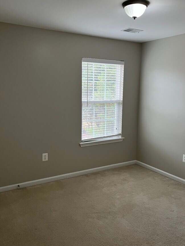 Building Photo - 2109 Bucolic Ct