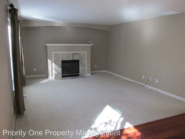 Building Photo - 537 NE 64th Ct