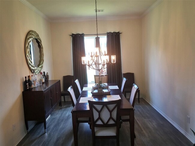 Building Photo - 10702 Crestwood Point Cir