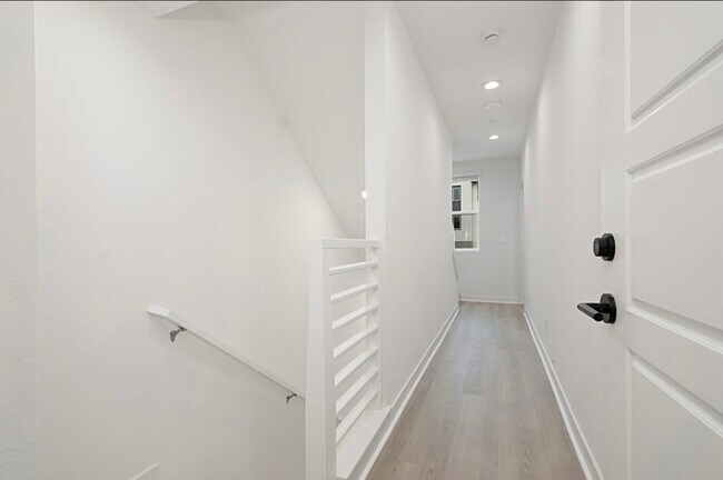 Building Photo - 6130 Village Way