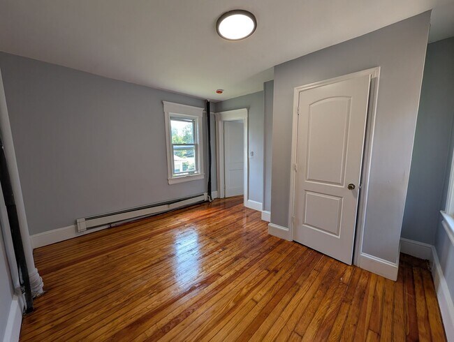 Building Photo - 1409 Mattison Ave