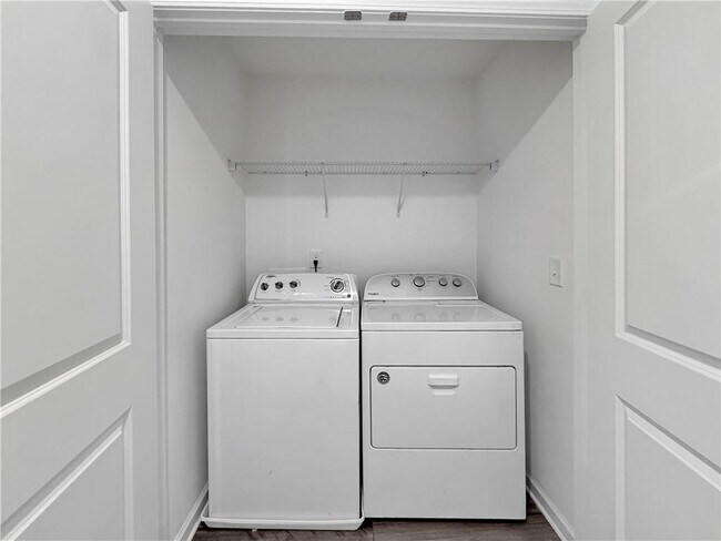 Building Photo - 3527 Condor Ct