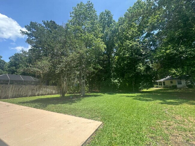 Building Photo - Julington Creek Plantation, Grand Home with WOW Amenities!