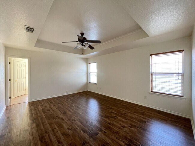 Building Photo - 3-Bedroom House for Rent in Nolanville, TX