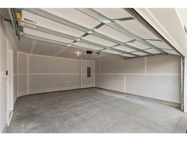 Building Photo - 14644 112th Ave N