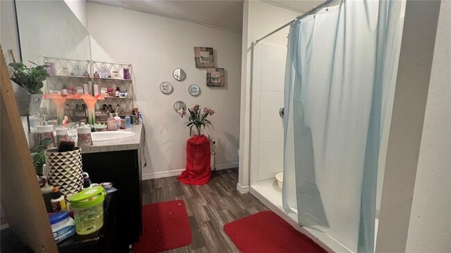 Building Photo - 1922 Escambia Ln