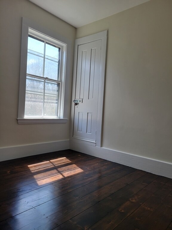 Building Photo - 16 Burroughs St