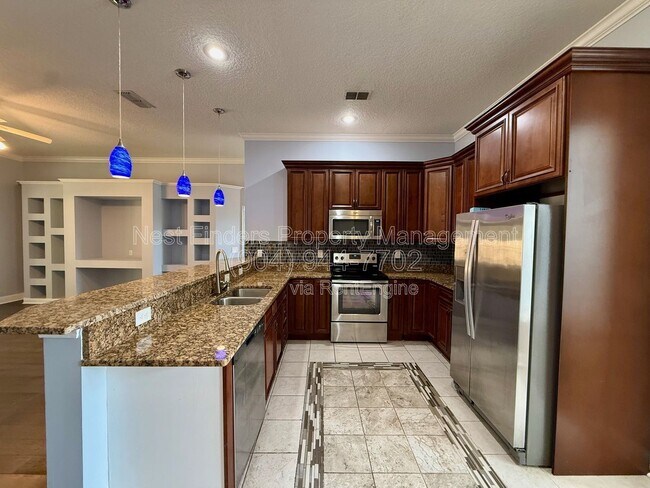 Building Photo - 11304 Landing Estates Dr