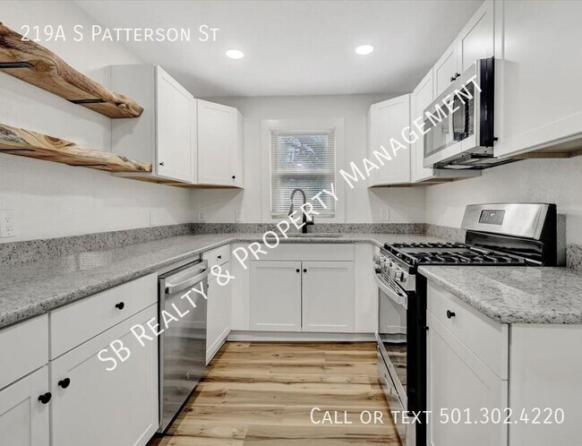 Building Photo - 219 S Patterson St