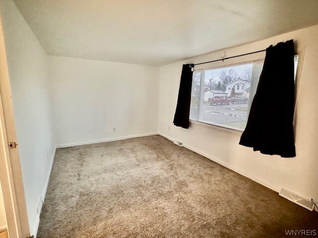 Building Photo - 9563 Oakland St