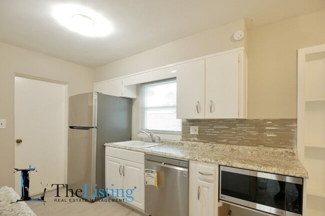 Building Photo - 83 Griggs Ave