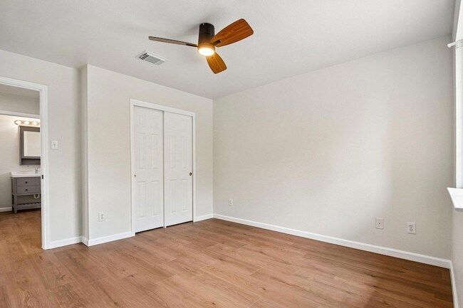 Building Photo - 231 Altamont St
