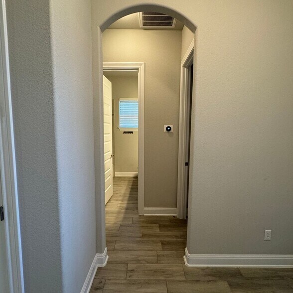 Building Photo - 3750 E Palm Valley Blvd