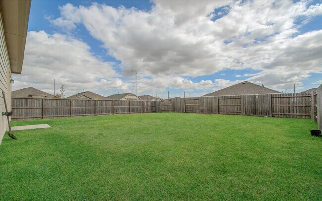 Building Photo - 4226 Iris Jade Dr