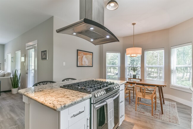 Building Photo - 1799 E Winn Ave