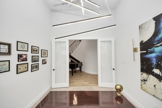 Building Photo - 29021 Red Lp Dr