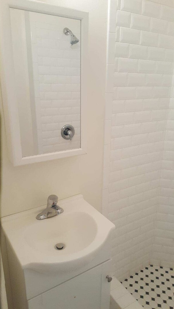 Building Photo - 291 Pearl St | Apt A | 1 BD/1 BA | Great L...