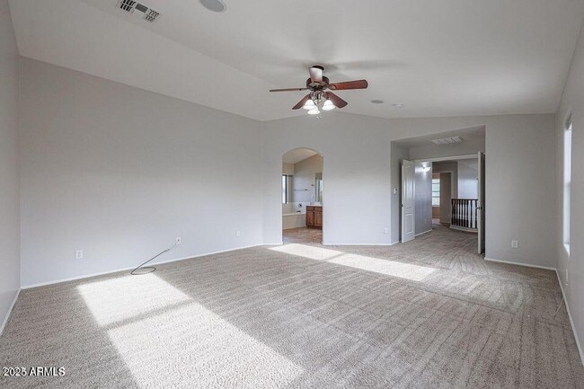 Building Photo - 16205 W Gibson Ln
