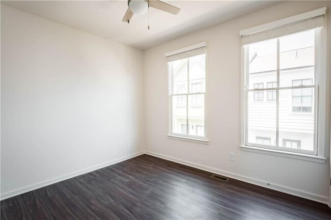Building Photo - 709 Needletail Wy