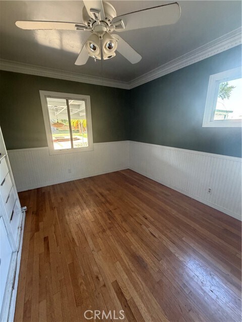 Building Photo - 8541 Orangewood Ave