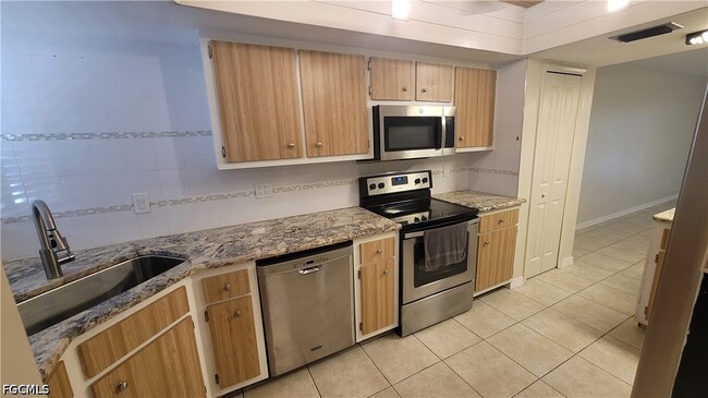 Building Photo - 1202 Cape Coral Pkwy W