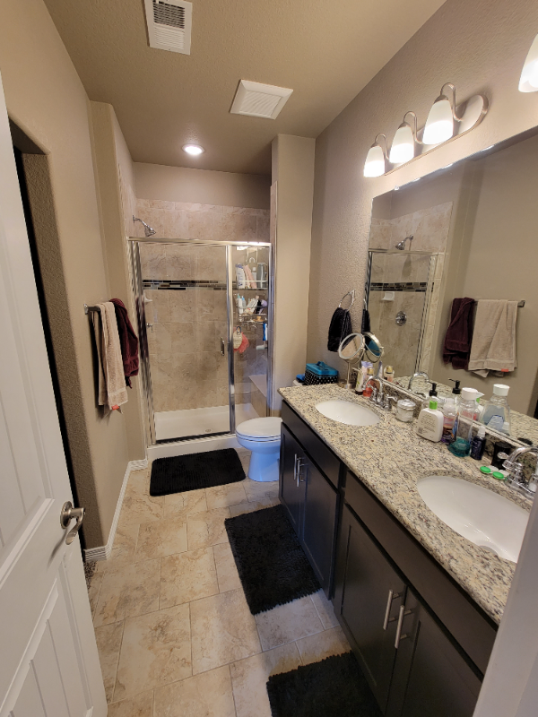 Building Photo - 3039 Upland Dr