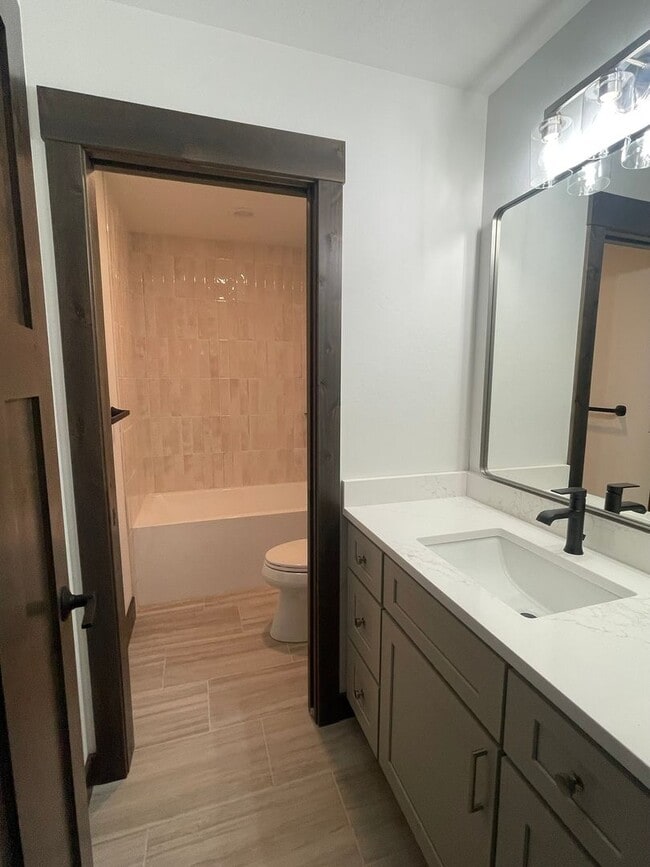 Building Photo - Whitefish Landing Town House