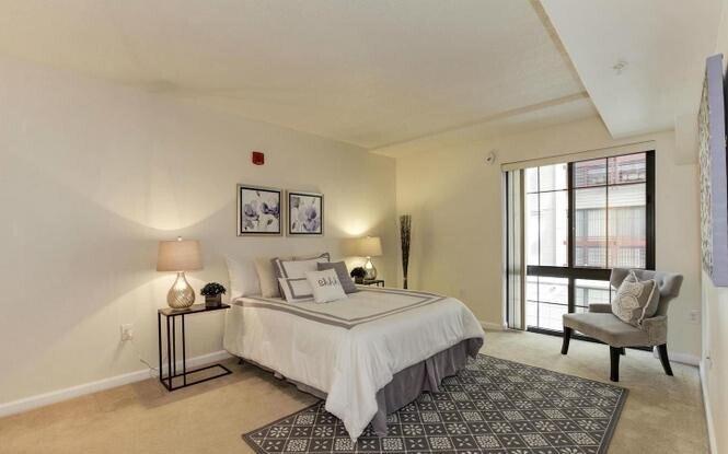 Building Photo - 7923 Eastern Ave