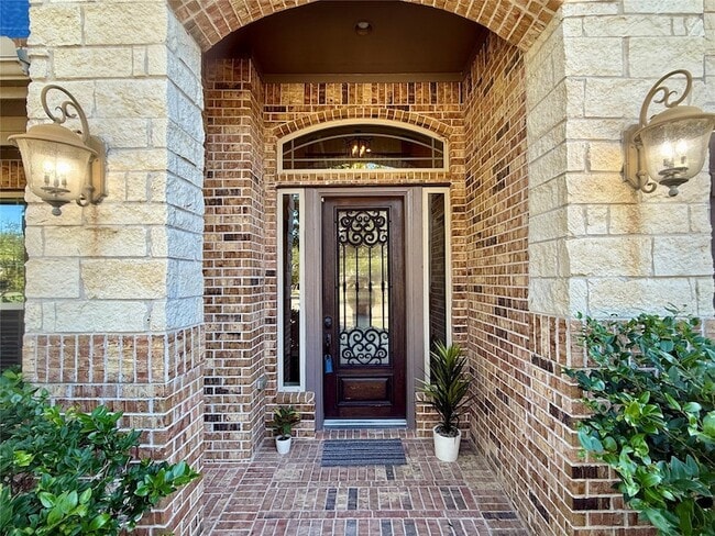 Primary Photo - 27803 Indigo Pointe Ln