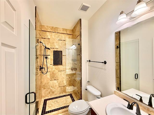 Building Photo - 2008 Grove Park Ln