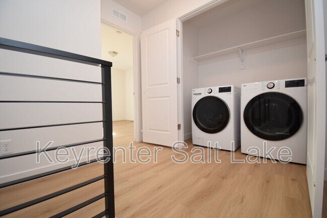 Building Photo - 4479 S 500 E