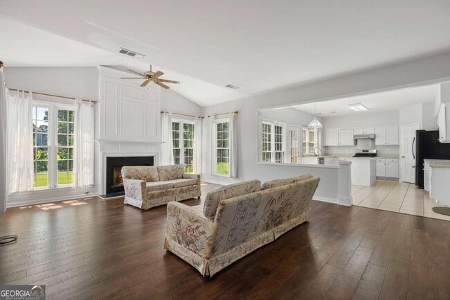 Building Photo - 7810 Brookwood Way