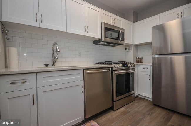 Building Photo - 4242 East-West Hwy