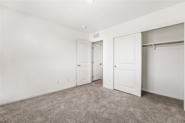 Building Photo - 3426 La Cura Ave