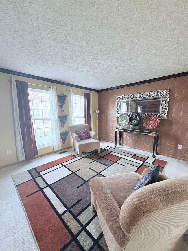 Building Photo - Furnished 4BR 2 BA Home w/ Covered Patio in Groveport!