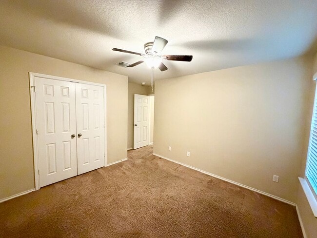 Building Photo - Beautiful 4 Bedroom Home in Park Meadows – Available December 1st!