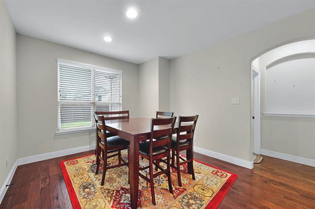 Building Photo - 2633 Sunstar Dr