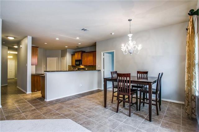 Building Photo - 9721 Sleepy Hollow Dr