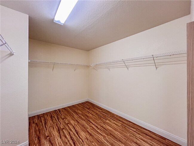 Building Photo - 9201 Verdugo Ridge Ct