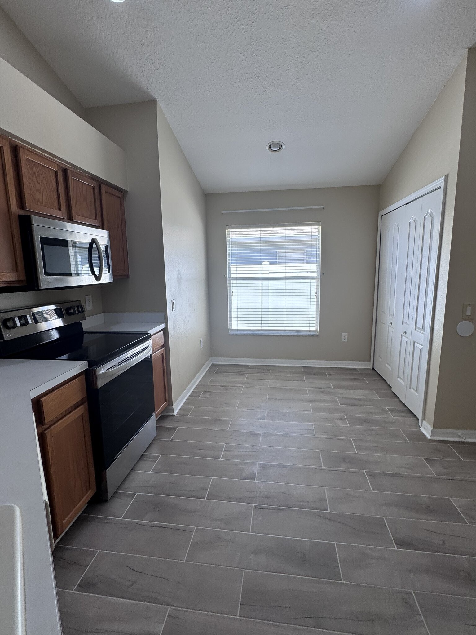 Building Photo - 7507 Canal Point Ct