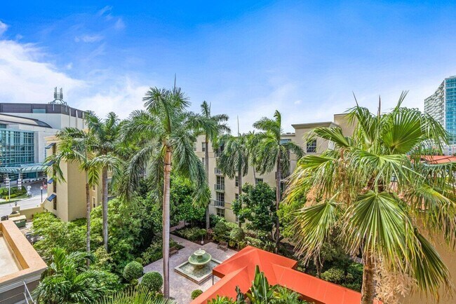 Building Photo - 651 Okeechobee Blvd